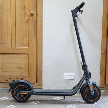 Электросамокат Segway Ninebot F40 (б/у)