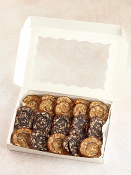 Фруктові рулетики Pakhlava Bakery з чорносливом та абрикосом