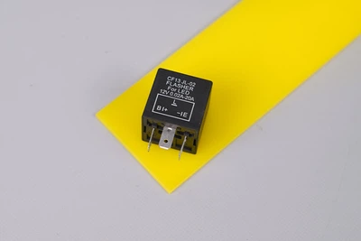 Реле поворотів CF13 для LED ламп 3pin для авто з Азії Lemarix (E04-002)