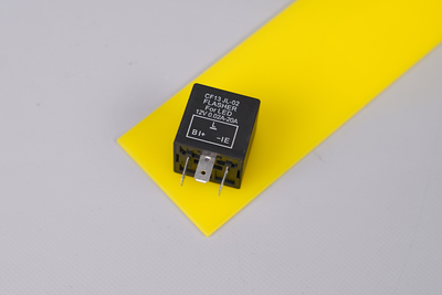Реле поворотов CF13 для LED ламп 3pin для авто из Азии Lemarix (E04-002)