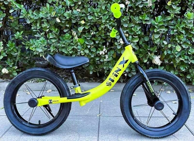 Велобіг Corso Spin-X, сталева рама, колесо 14", надувні колеса, підніжка, підставка для ніг, дзвоник PX-605-82