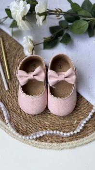 Святкові дитячі пінетки рожеві 12-18 місяців HeyBaby