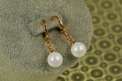Серьги подвески Xuping Jewelry шарики с жемчугом 8 мм 2,7 см золотистые