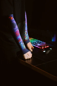 Геймерский рукав 2.0 с обрезанной ладонью HyperBeast Selerity pm01hb Комбінований S (96090)