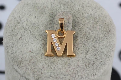 Кулон Xuping Jewelry літера М довжина 1,5 см золотистий