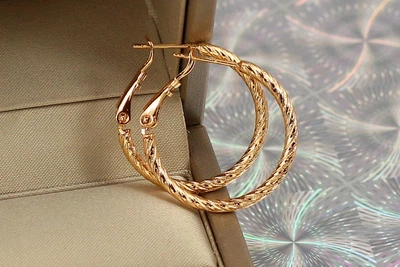 Сережки кільця Хuping Jewelry кручений джгут 2.5 см золотисті