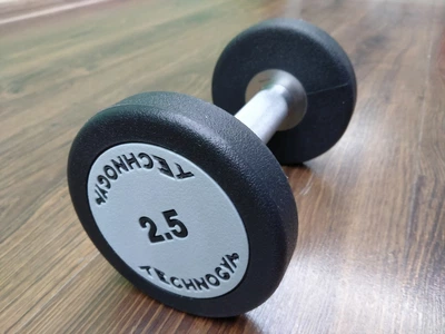 Гантель 2.5 кг цельная полиуретановая TECHNOGYM