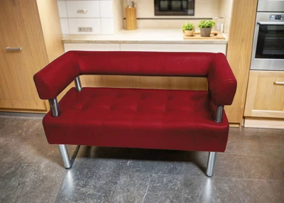 Диван офисный Tobi Sho Комфорт со спинкой и подлокотниками 1000x530x750, кожзам Красный 2210