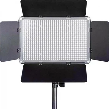 Профессиональная лампа видеосвет Veron LED U600E RGB 21х12 cm 480 Lights 3200K-5500K Remote 2.1 m тринога в комплекте