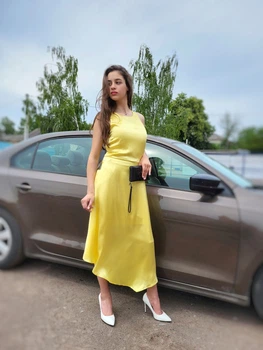 Платье женское вечернее атласное с открытой спинкой Nelly Желтое 9200-1111 L (48)