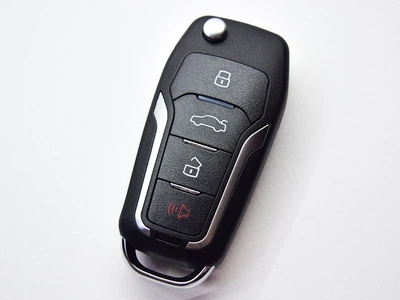 Универсальный ключ Xhorse XKFO01EN 3+1 кнопки стиль FORD без чипа