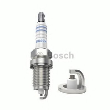 Свеча зажигания Bosch (0 242 240 659)