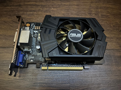 Видеокарта Asus GTX 750Ti 2 GB GDDR5 (GTX750TI-PH-2GD5) Б/У