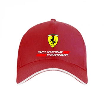 Кепка Scuderia Ferrari Червоний