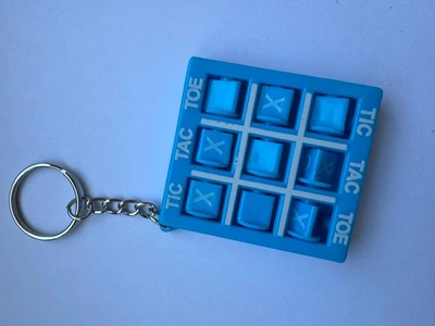 Брелок Tic Tac Toe Спиннер "Крестики-Нолики" антистресс голубой