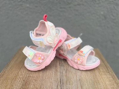 Босоніжки дитячі для дівчинки Clibee Pink відкриті 25 р , рожеві