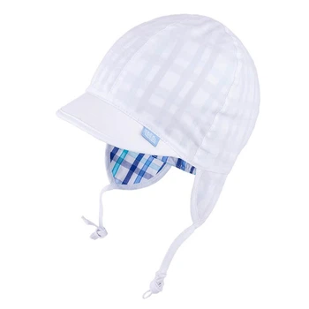 Шапочка двухсторонняя для мальчика с UV+50 tutu 03631 50-52 Белая