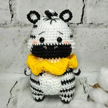 Мягкая игрушка ручной работы вязаная амигуруми Hand Made Зебра 14 см 202-80-7