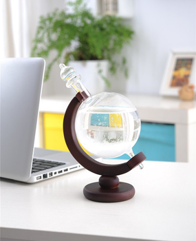 Барометр Штормгласс Глобус большой 22х14 см Storm glass на деревянной подставке