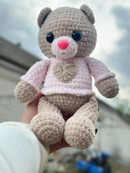 В'язана іграшка "Ведмедик" коричневий/висота 28 см.