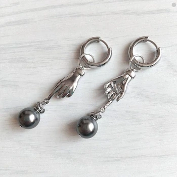 Сережки трансформери Hand Made з перлами Swarovski сіро-чорного кольору