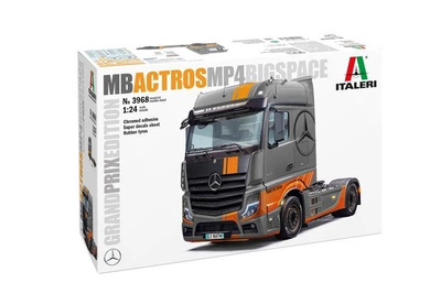 Збірна модель 1/24 Вантажний автомобіль / тягач Mercedes-Benz Actros MP4 Big Space - Grand Prix Edition Italeri 3968