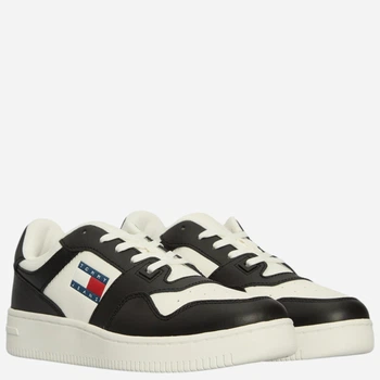 Жіночі снікери