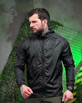 Легка Вітровка чорна розмір XL