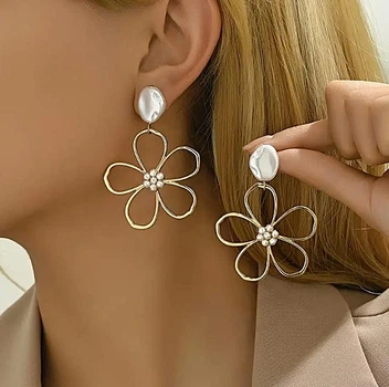 Сережки женские Цветок и барочные бусины jeweston Золотые