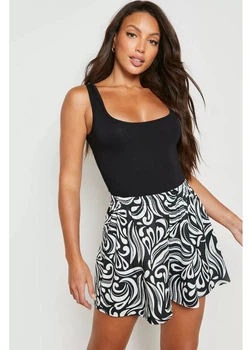 Шорты boohoo 34 Черно-белый GZZ23201_черн.бел_02