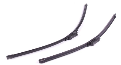 Щетки стеклоочистителя 700/600mm Opel Astra K 15-/ Citroen C4 04-11 - 3 397 118 965 BOSCH