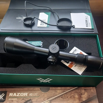 Оптический прицел Vortex Razor HD LHT 4.5-22x50 FFP XLR-2 (MRAD) с подсветкой