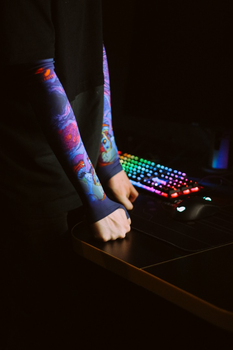 Геймерский рукав 2.0 с обрезанной ладонью HyperBeast Selerity pm01hb Комбінований S (96090)