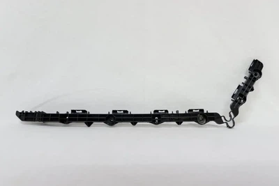 Оригінальне кріплення заднього бампера Toyota Camry XV50 2014-2017, EUR, ліве 5257633091