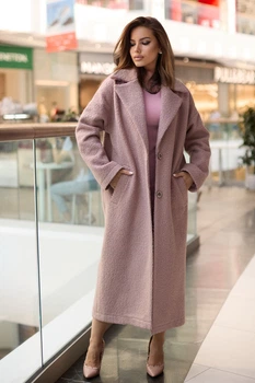 Пальто из эко букле розовое L-XL