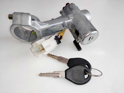 Замок Polcar зажигания Nissan Sunny N14 (90-96)
