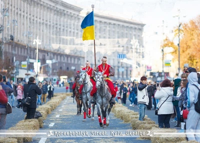Листівка Cardsforsoul Хода українських козаків на Хрещатику 10,5 Х 14,8 см
