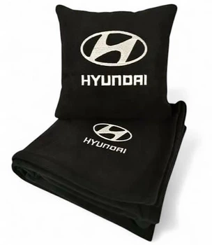 Плед и подушка в авто с вышитым логотипом HYUNDAI черный флис 260г/м2 размер M