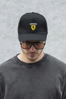 Чоловіча Кепка Бейсболка Тракер Onesize Without З Принтом Ferrari Black