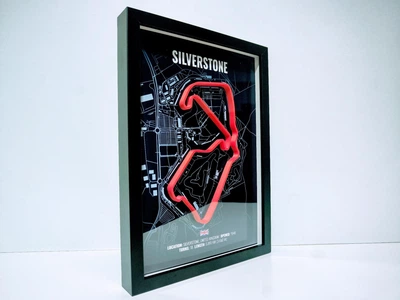 Об'ємна Рамка з 3D Трасою Silverstone Circuit / Northamptonshire, United Kingdom / Сільверстоун в Масштабі 1:40 000 Red Matte / F1 Frame 32x23x3