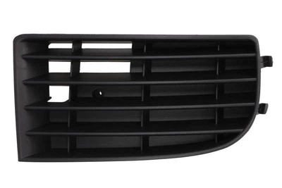 Решетка в бампер AVTM Volkswagen Golf 03-08 5 правая без отв. ПТФ Фольксваген Гольф АМ0039070