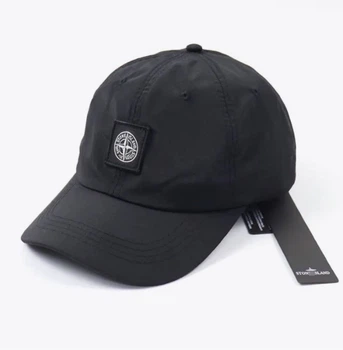 Кепка Stone Island Black Logo в чёрном цвете.