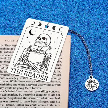 Металлическая закладка с рисунком скелета "The reader". Закладка для книг. Подарок книголюбам