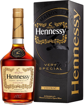 Коньяк Hennessy VS 4 роки витримки 0.7 л 40% у подарунковій упаковці (3245995960015)