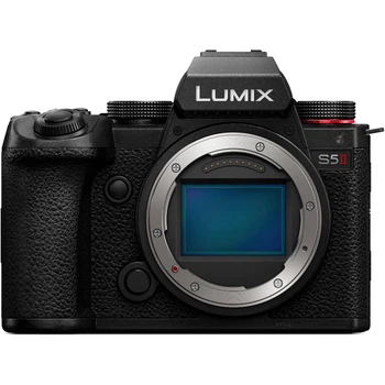 Бездзеркальний фотоапарат Panasonic Lumix S DC-S5 II Body (DC-S5M2EE)