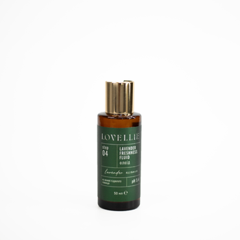 Освежающий Лавандовый флюид Lavender Freshness Fluid Lavender Essence LOVELLIE 50 мл 4804047769536