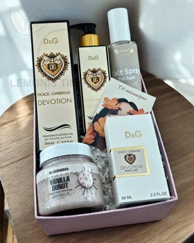 Подарочный набор косметики No Brand в стиле DG Devotion 4 в 1 Newly