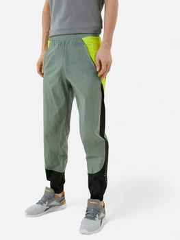 Спортивні штани чоловічі Reebok 2M CL RBK NDG HS7757 L Зелені (4066751239119)