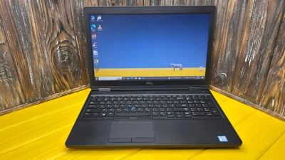 Ноутбук Dell Latitude E5590 (15.6" HD,Core i5-7300U,Intel HD 620) (4925) Б/В
