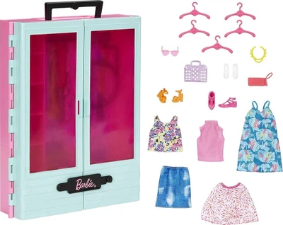 Игровой набор Barbie Closet Невероятный шкаф с одеждой и аксессуарами (HKR92)